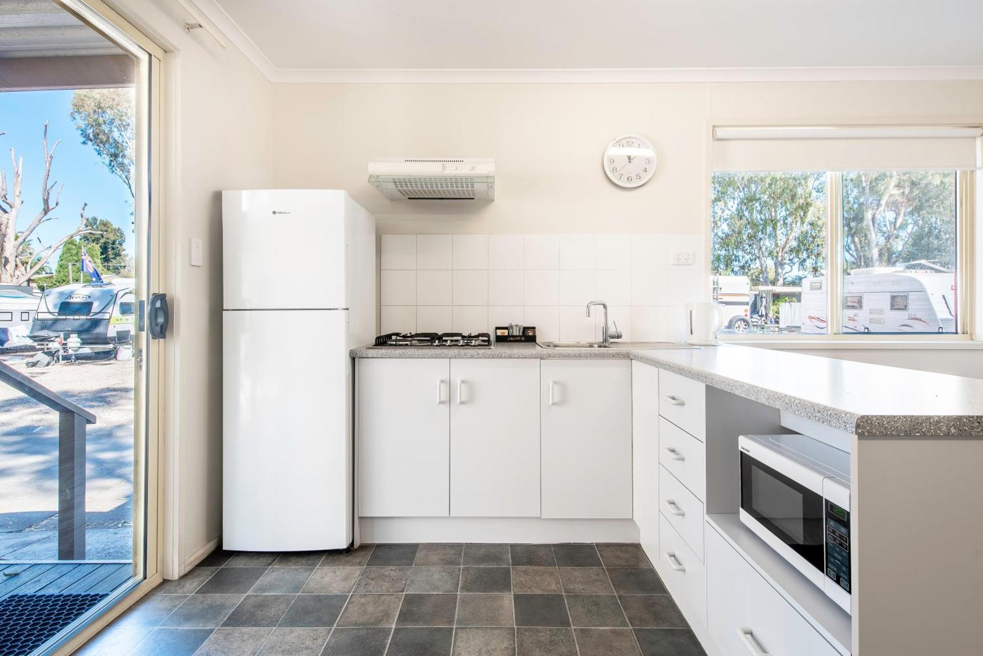 Echo Holiday Parks - Windsor Gardens Adelaide Luaran gambar