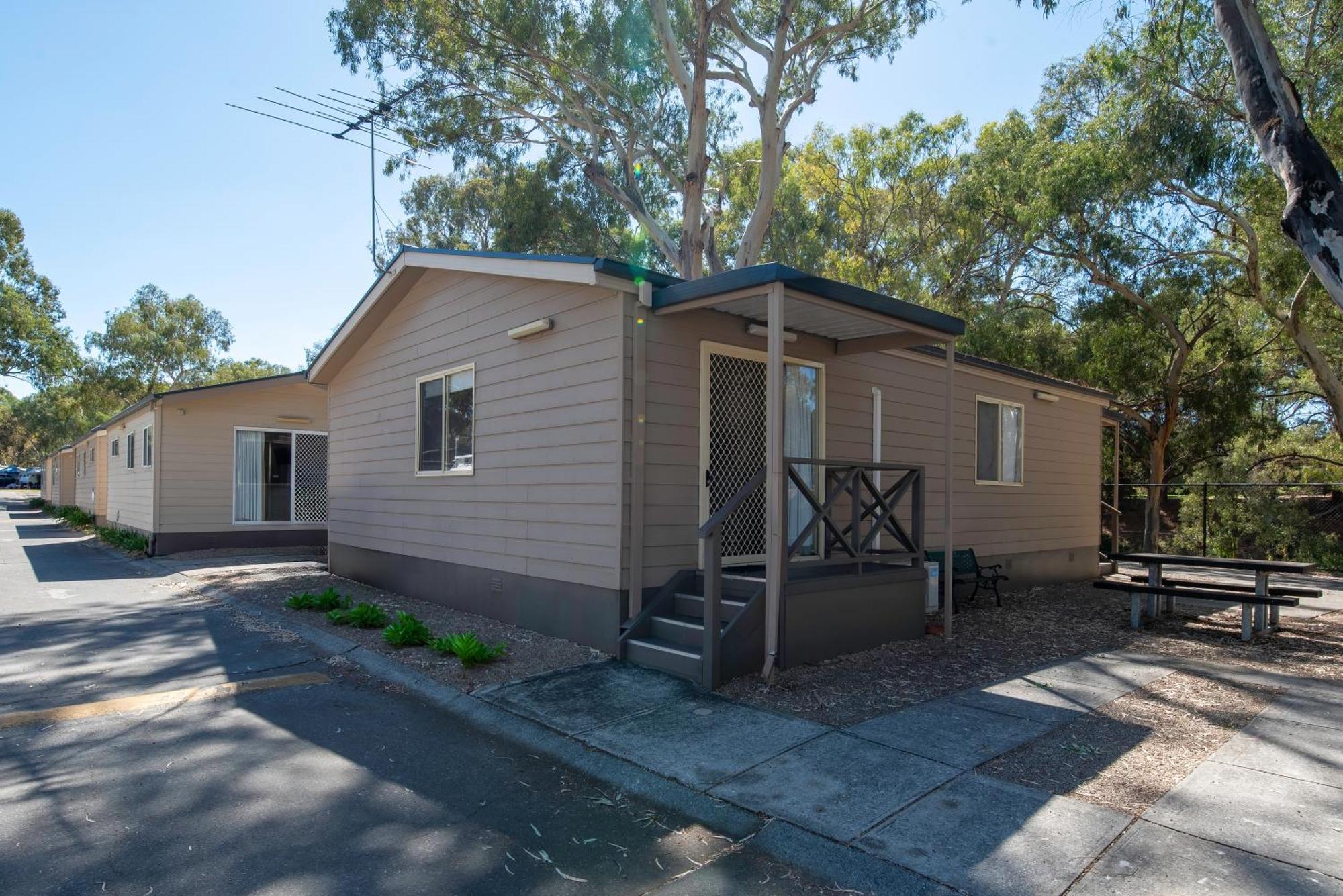 Echo Holiday Parks - Windsor Gardens Adelaide Luaran gambar